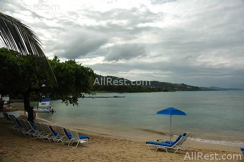 Round Hill Hotel & Villas 89